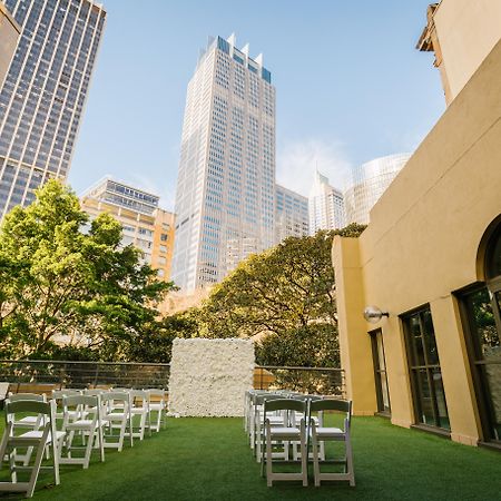 Sydney Harbour Marriott Hotel At Circular Quay Exterior foto The rooftop garden at the San Diego Marriott