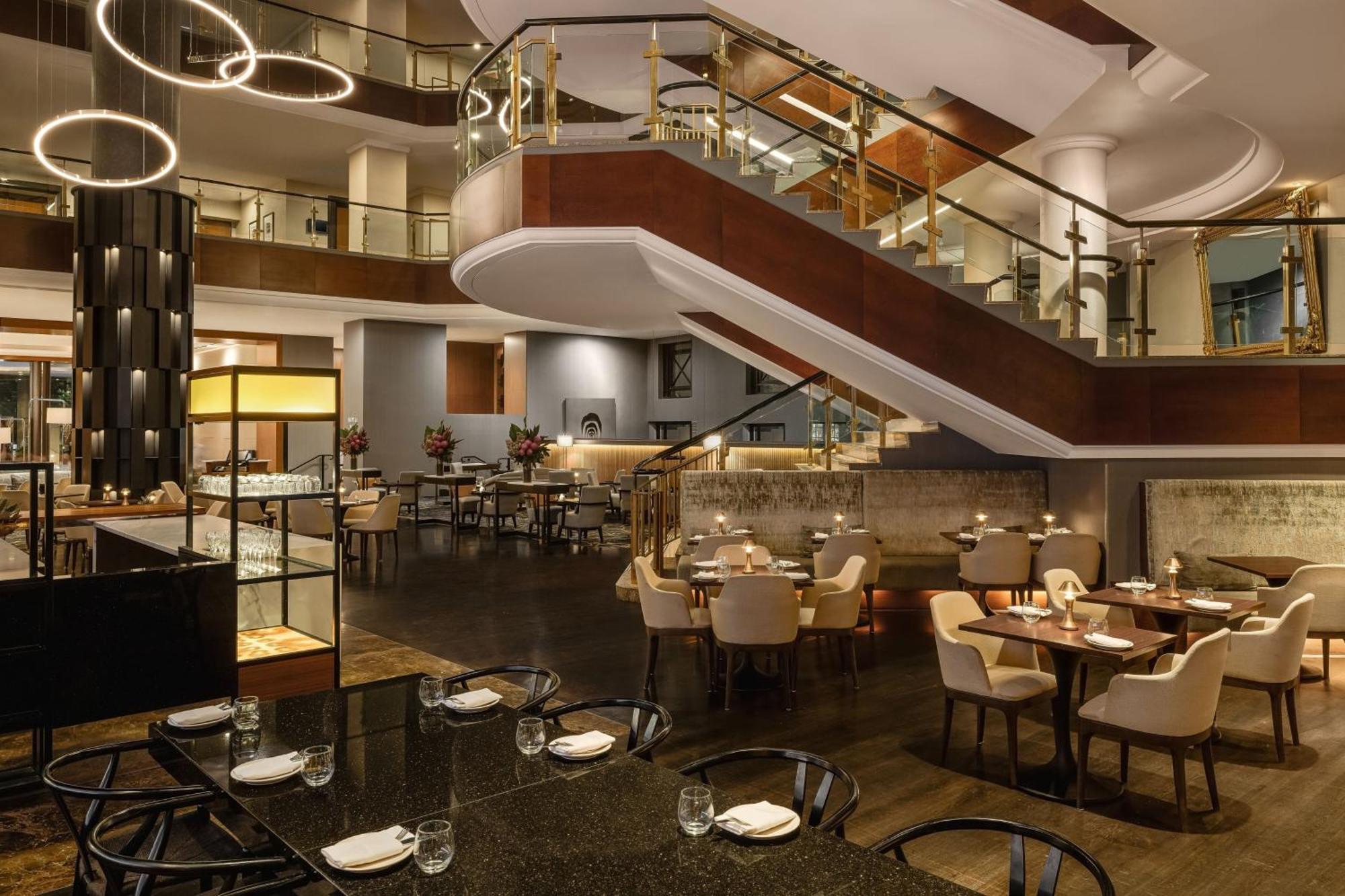 Sydney Harbour Marriott Hotel At Circular Quay Exterior foto The interior of the restaurant
